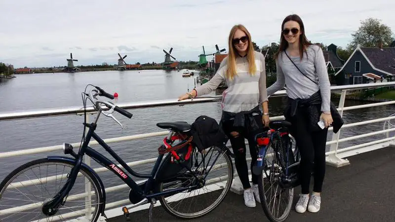 lugares que alquilan bicicletas en amsterdam