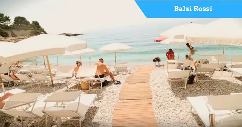 Balzi Rossi playa privada Liguria Italia