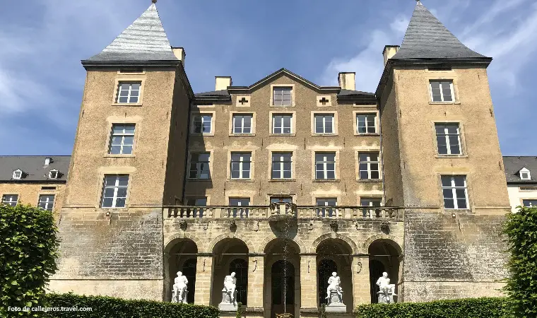 Antiguo-Castillo-de-Ansembourg-luxemburgo