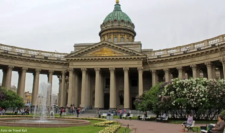 Catedral-de-Nuestra-Señora-de-Kazán-san-petersburgo-rusia